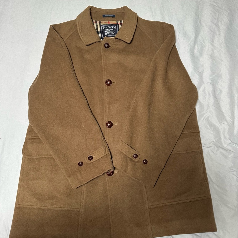 Burberry’s Coat